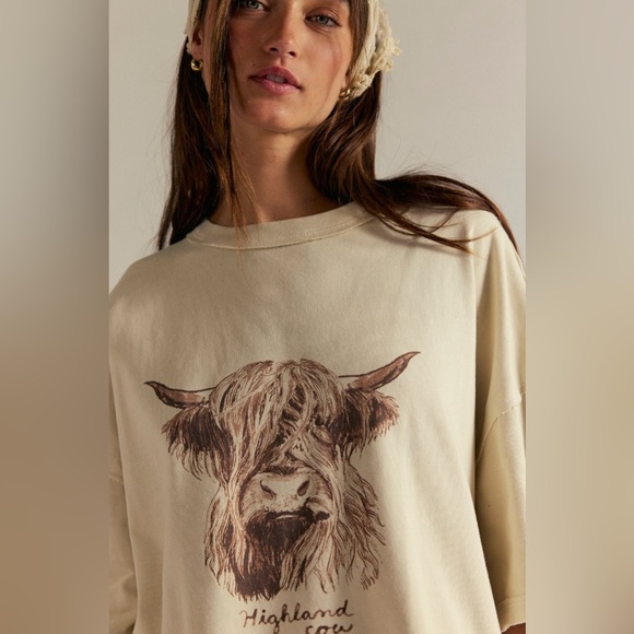 We The Free Farm Friends Tee. Color Ivory Comb. Size XL - Picture 4 of 9